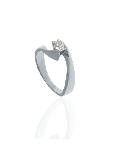 Δαχτυλίδι Μονόπετρο 18Κ Λευκόχρυσο